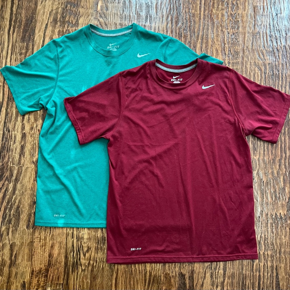 2 pack Nike Dri-fit tees. Emerald green and deep red. Gently worn. Size Large